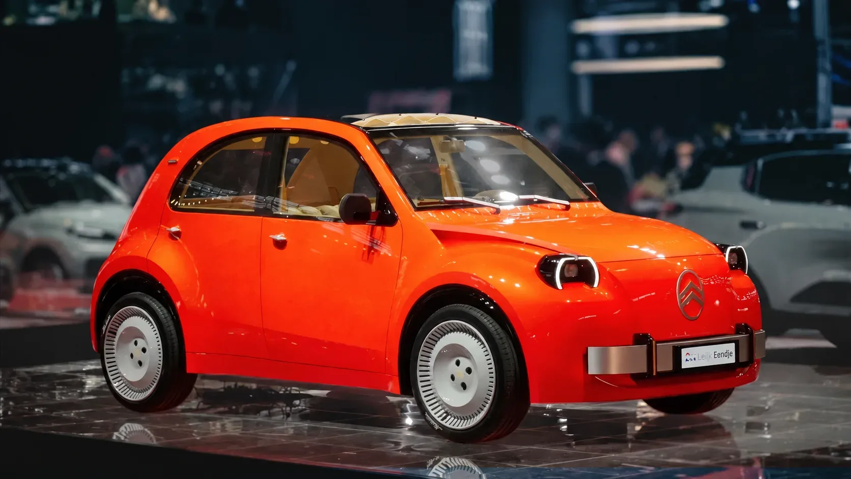 Električni Citroën 2CV za 15 tisočakov: Se legendarni Spaček vrača med množice?