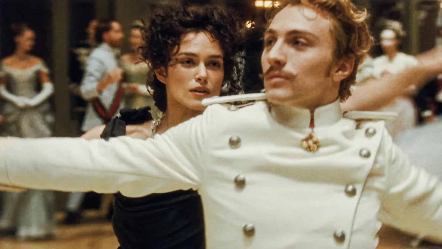 Ples, ki je v filmu Ana Karenina razkril usodno strast med Ano in Vronskim