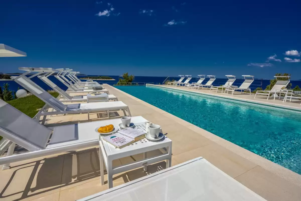 Foto: Golden Rays Luxury Villas & Apartments