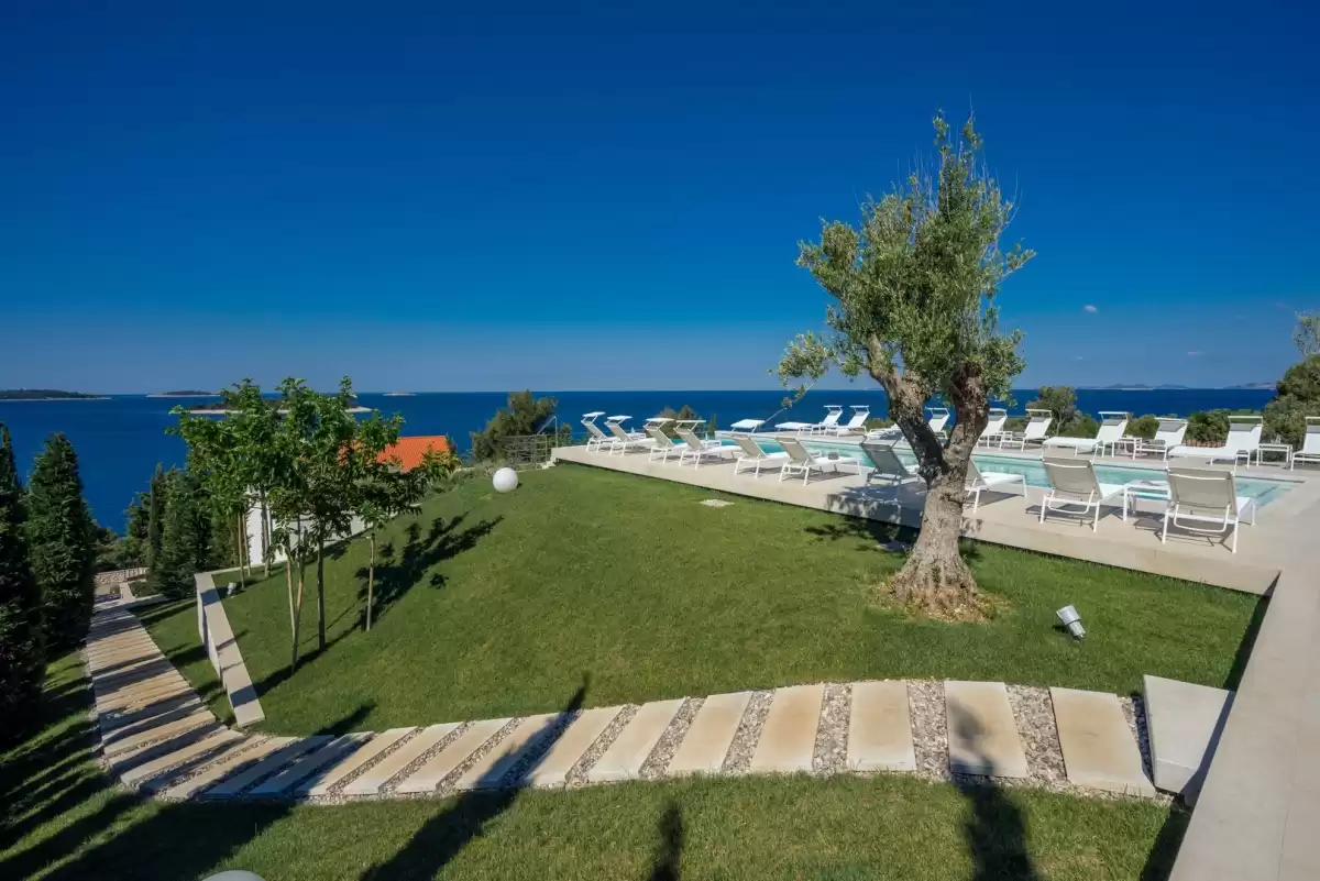 Foto: Golden Rays Luxury Villas & Apartments