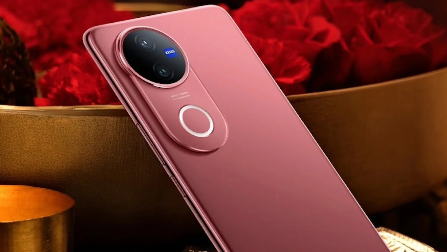 vivo V50: pametni telefon, ki razmišlja kot fotograf
