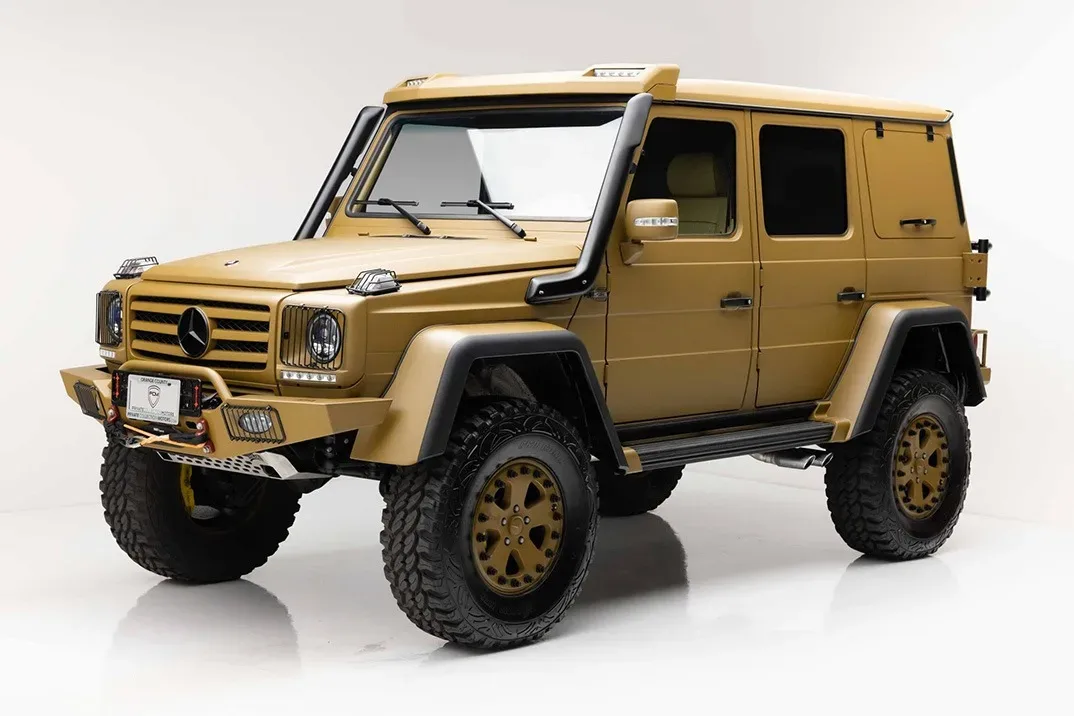 Vojaški monstrum za konec sveta: Mercedes-Benz G500, ki bi preživel tudi apokalipso