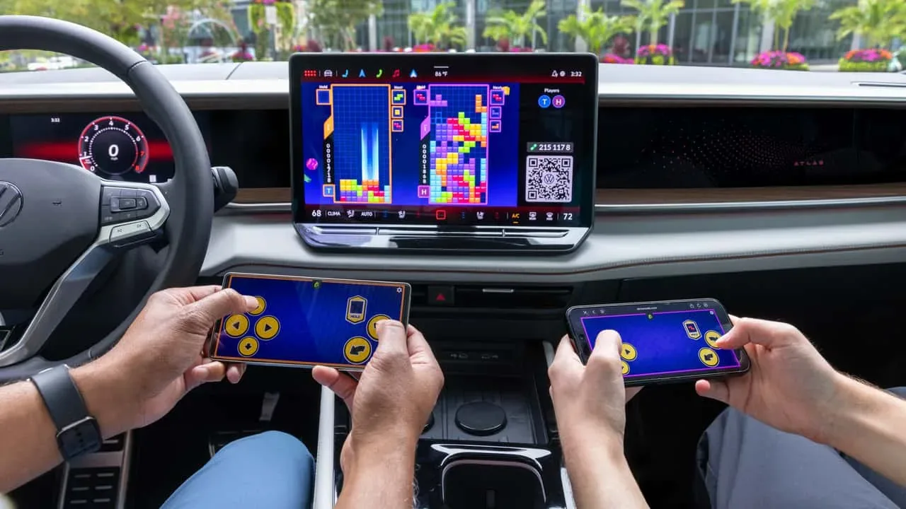 Volkswagen AirConsole: Tetris in PAC-MAN na zaslonu vašega avtomobila, a zabava ne bo zastonj