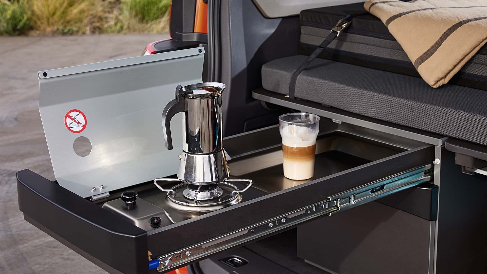 Volkswagen California T7: za zelo moderne hipije