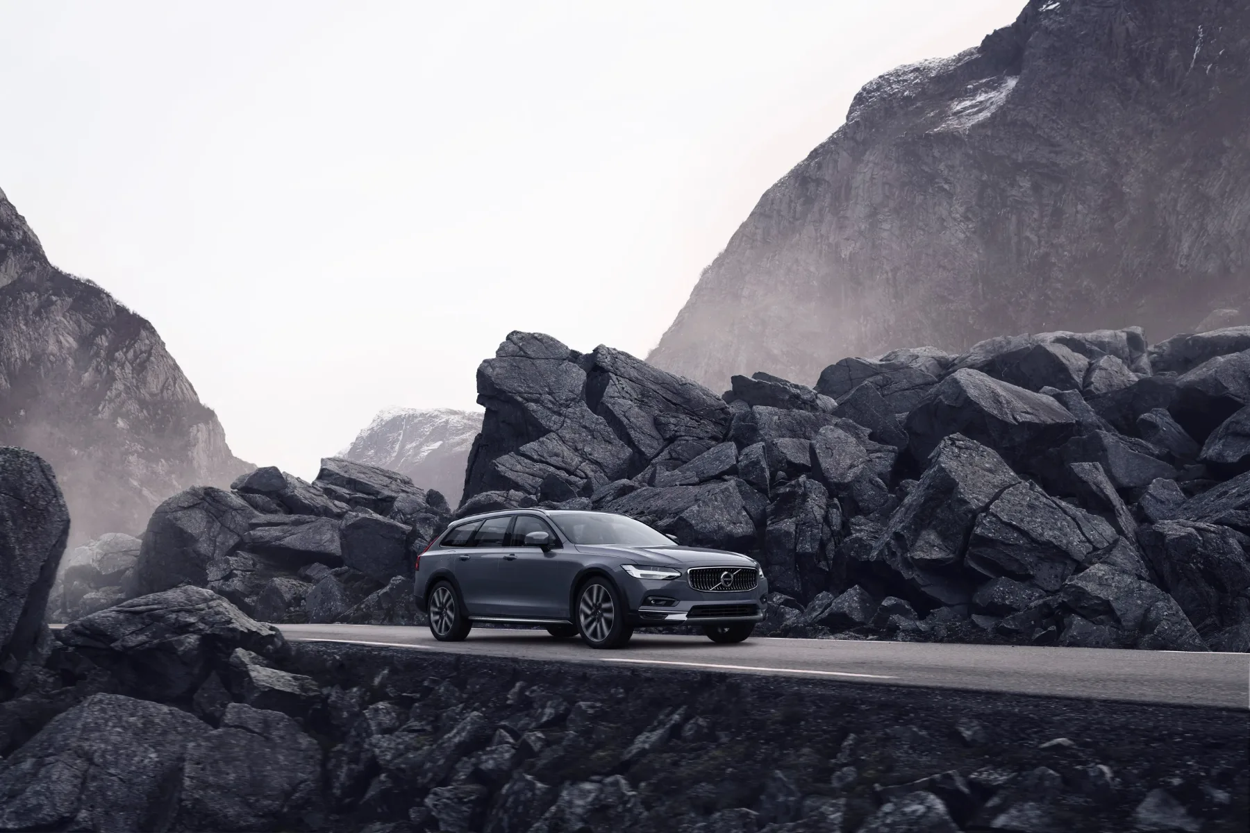 Volvo V90 je mrtev – krivi so SUV‑ji. Konec velike švedske karavanske ikone