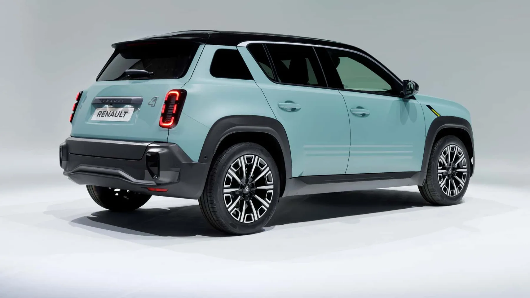 Vrnitev ikone: Novi Renault 4 E-Tech električni crossover, ki združuje preteklost in prihodnost