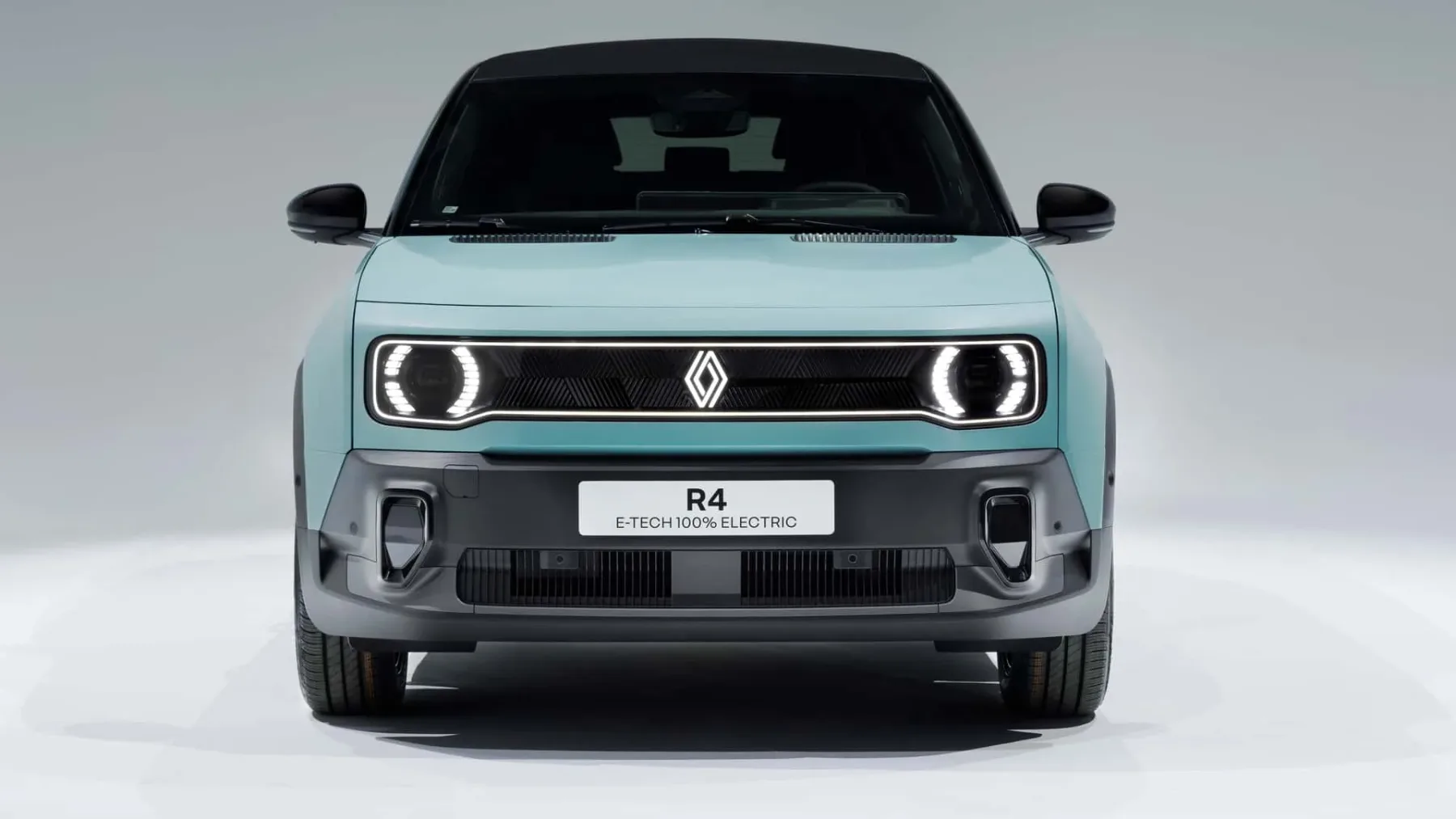 Vrnitev ikone: Novi Renault 4 E-Tech električni crossover, ki združuje preteklost in prihodnost