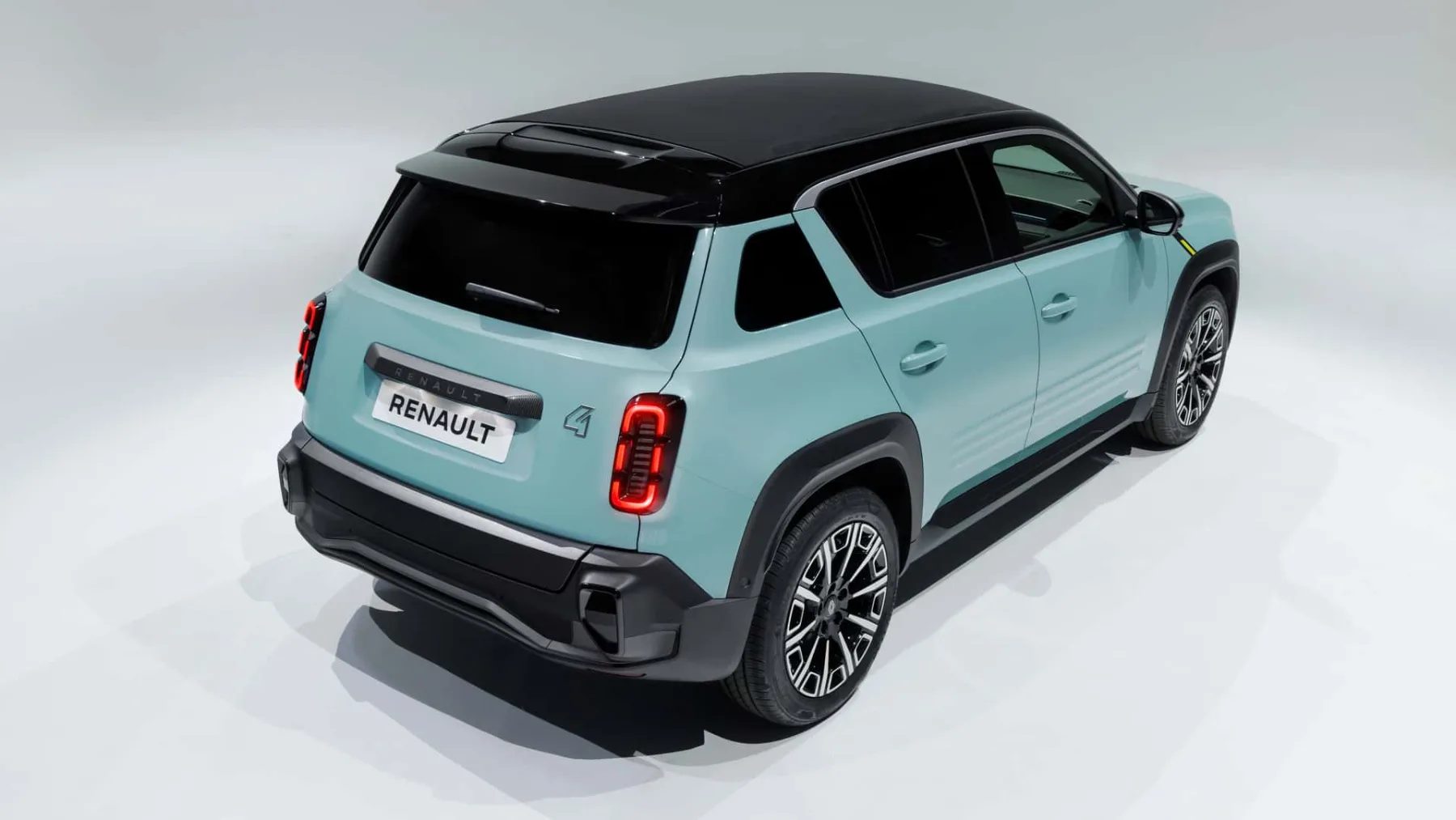 Vrnitev ikone: Novi Renault 4 E-Tech električni crossover, ki združuje preteklost in prihodnost