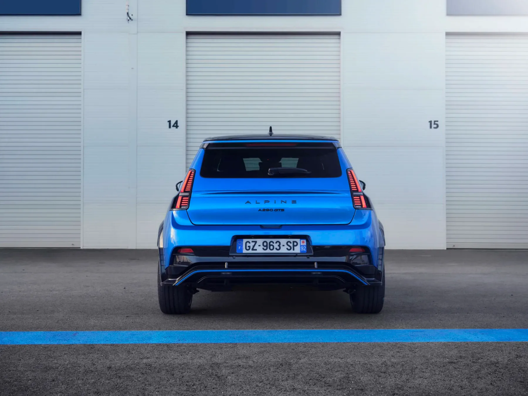 Vroča žepna raketa za mestne ulice: Alpine A290 – popolna električna avantura