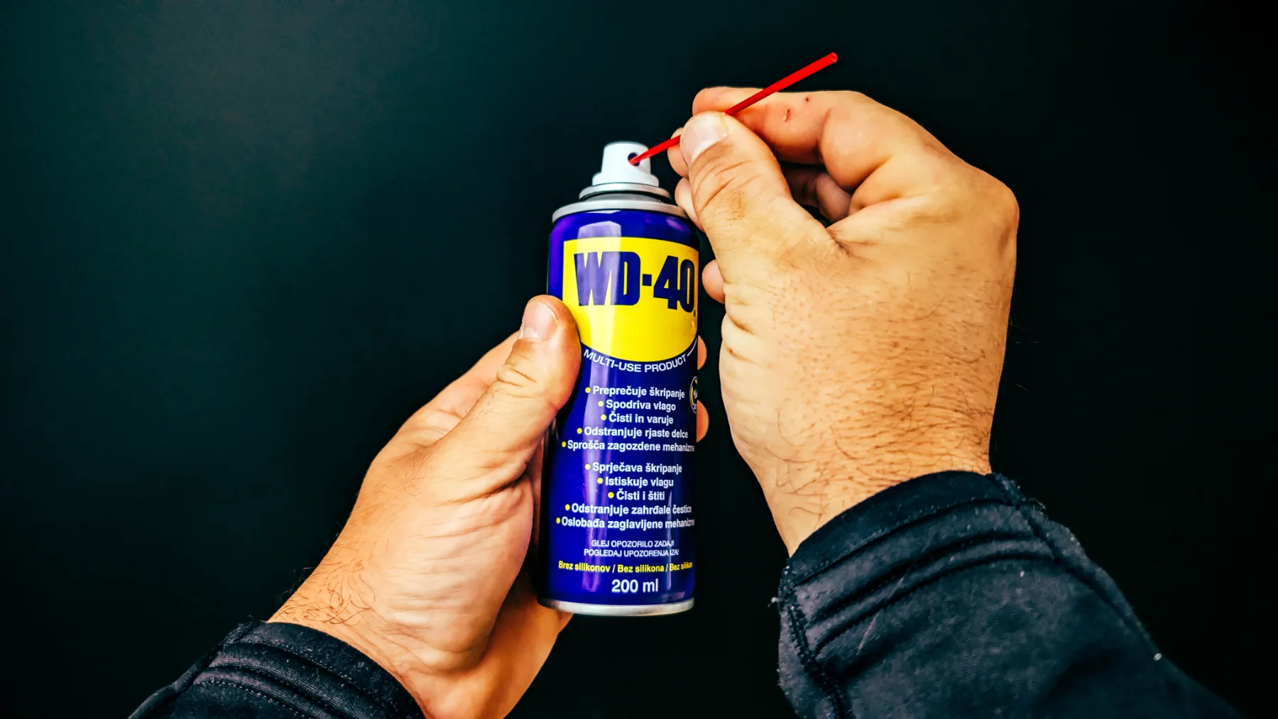WD-40 si vedno uporabljal narobe: Kdaj pravzaprav uporabiš slamico, ki je priložena?!
