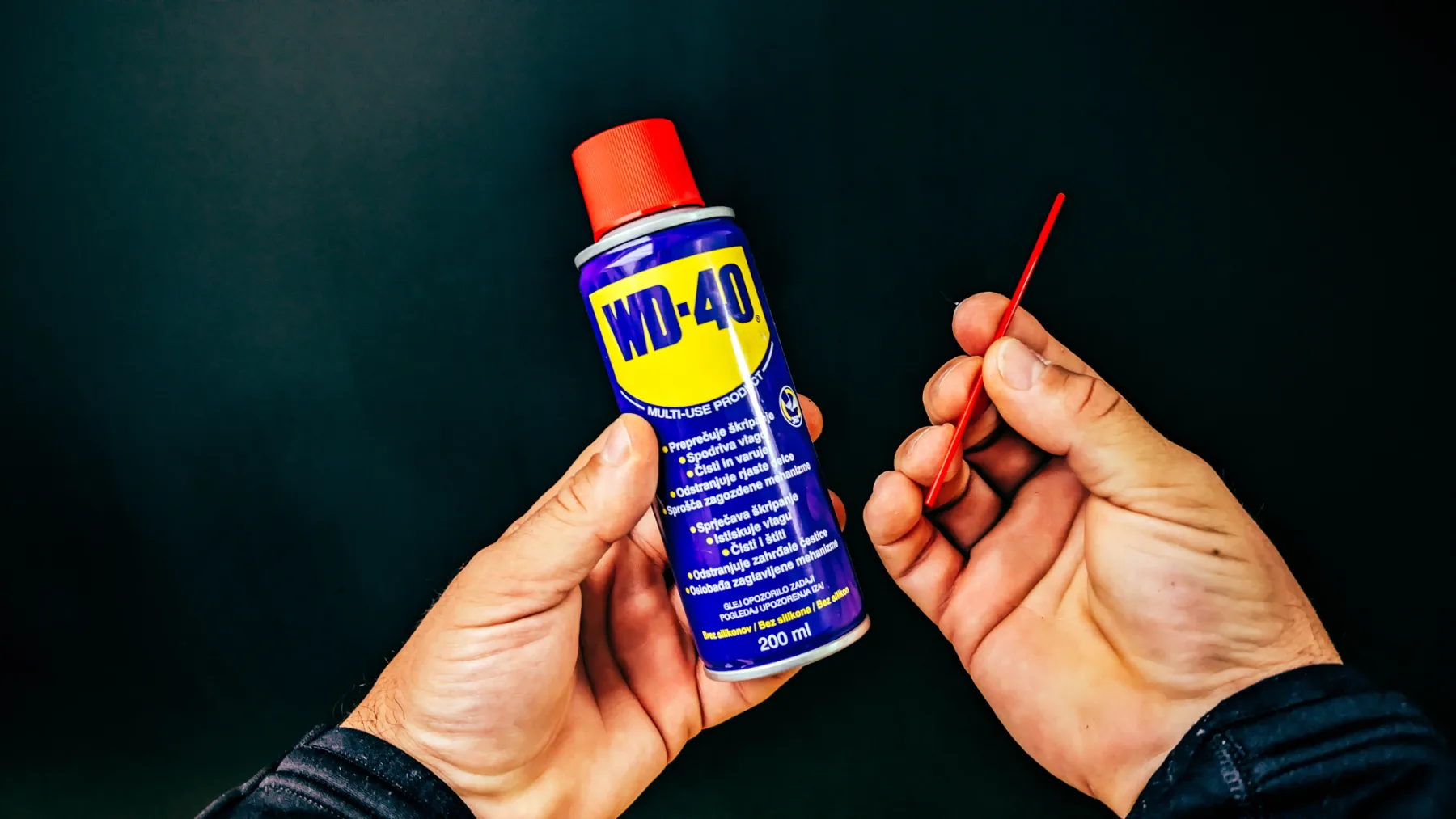 WD-40 si vedno uporabljal narobe: Kdaj pravzaprav uporabiš slamico, ki je priložena?!