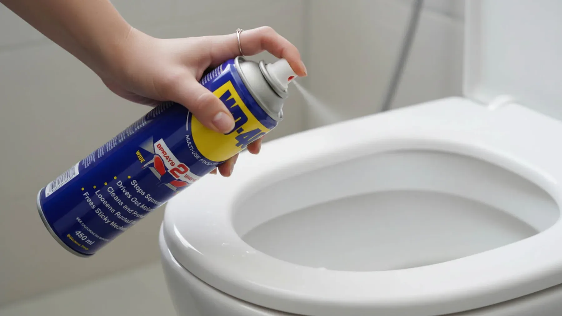 WD-40 v kopalnici: 7 norih načinov uporabe WD‑40 v kopalnici – številka 4 je genialna