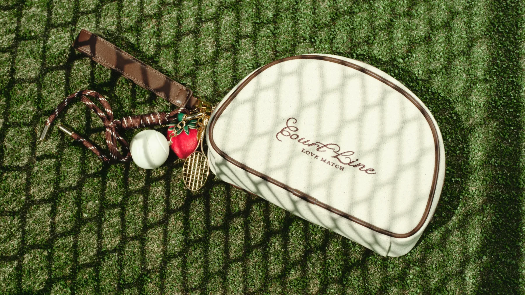 Wimbledon v vaši omari: H&M s to kolekcijo prinaša ultimativni teniški šik
