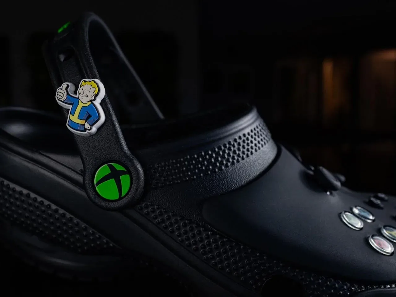 Xbox Classic Controller Clogs: Ko se gaming kult spreobrne v obutev, ki si jo želite preveč