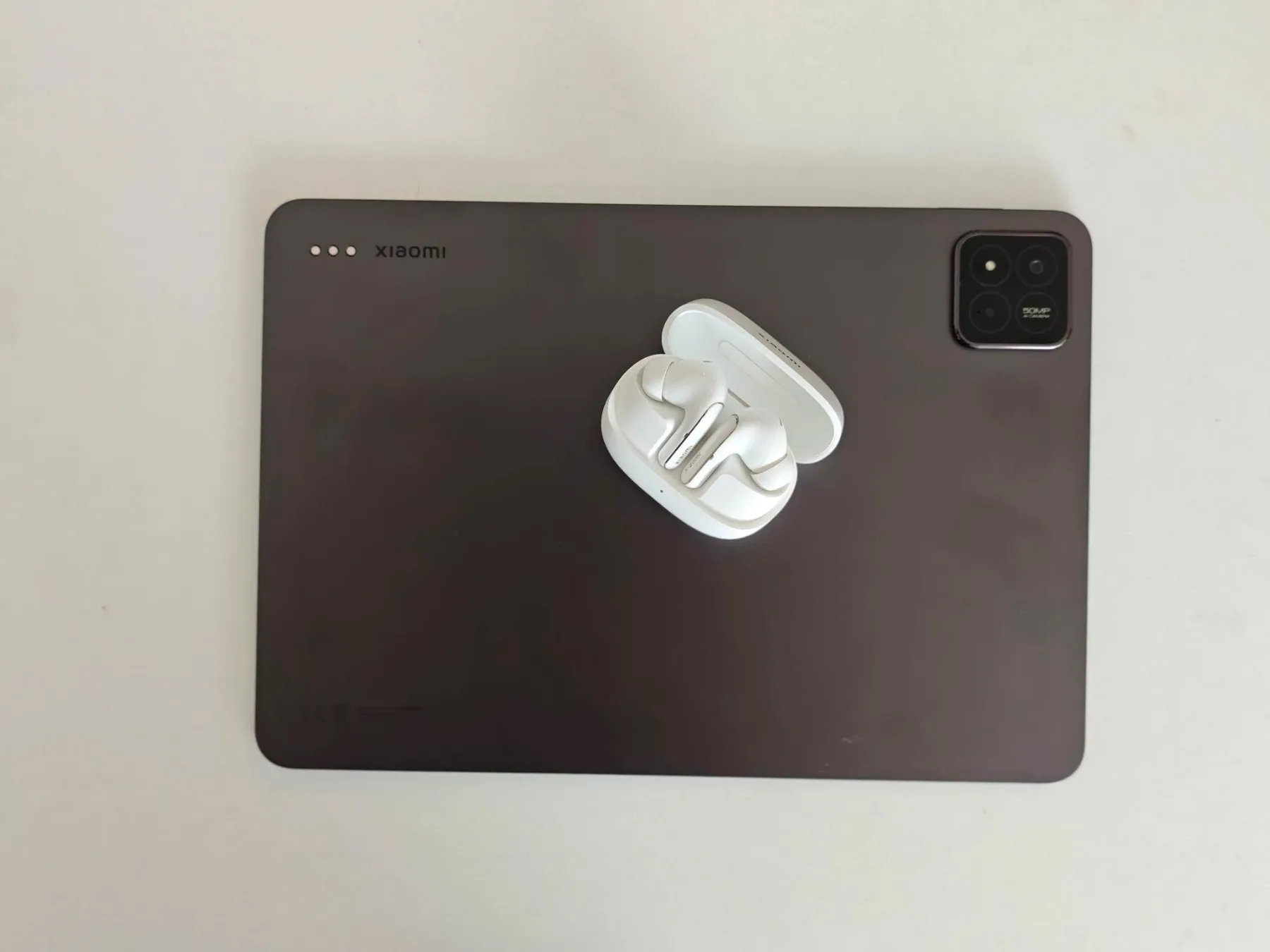 Xiaomi Buds 5 Pro in Pad 7 Pro: popolna harmonija tehnologije in vsakdanjega življenja