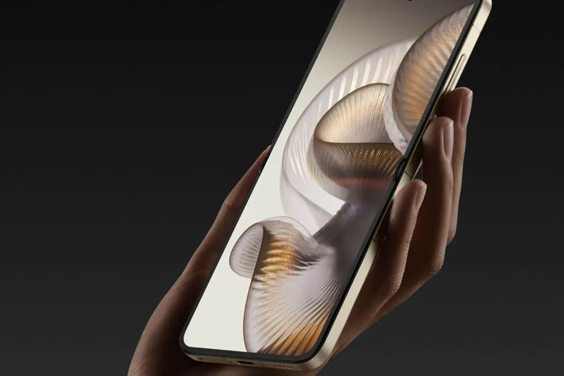 Xiaomi MIX Flip 2: eleganten pregib, ki ne pušča prostora niti prahu niti konkurenci