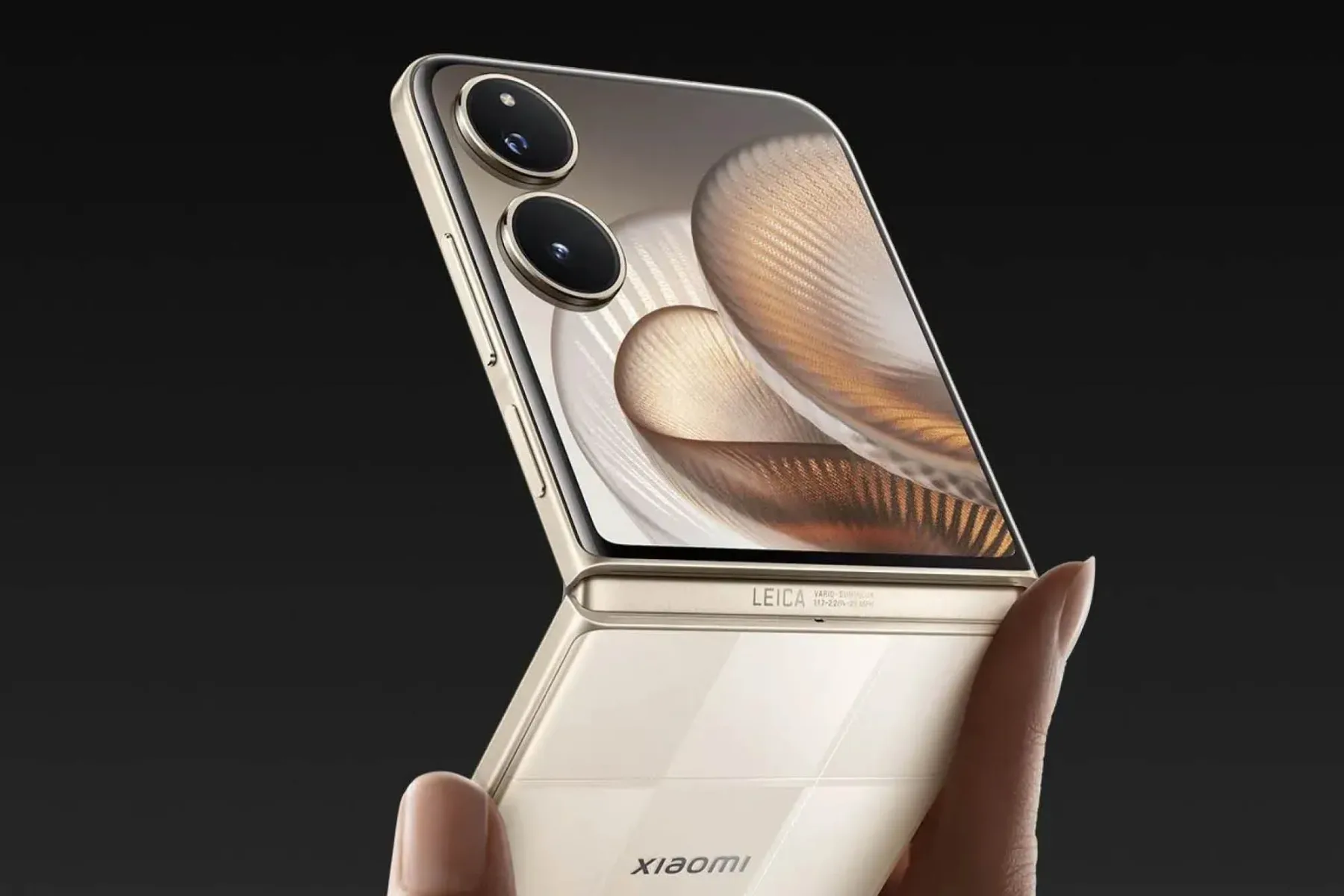 Xiaomi MIX Flip 2: eleganten pregib, ki ne pušča prostora niti prahu niti konkurenci