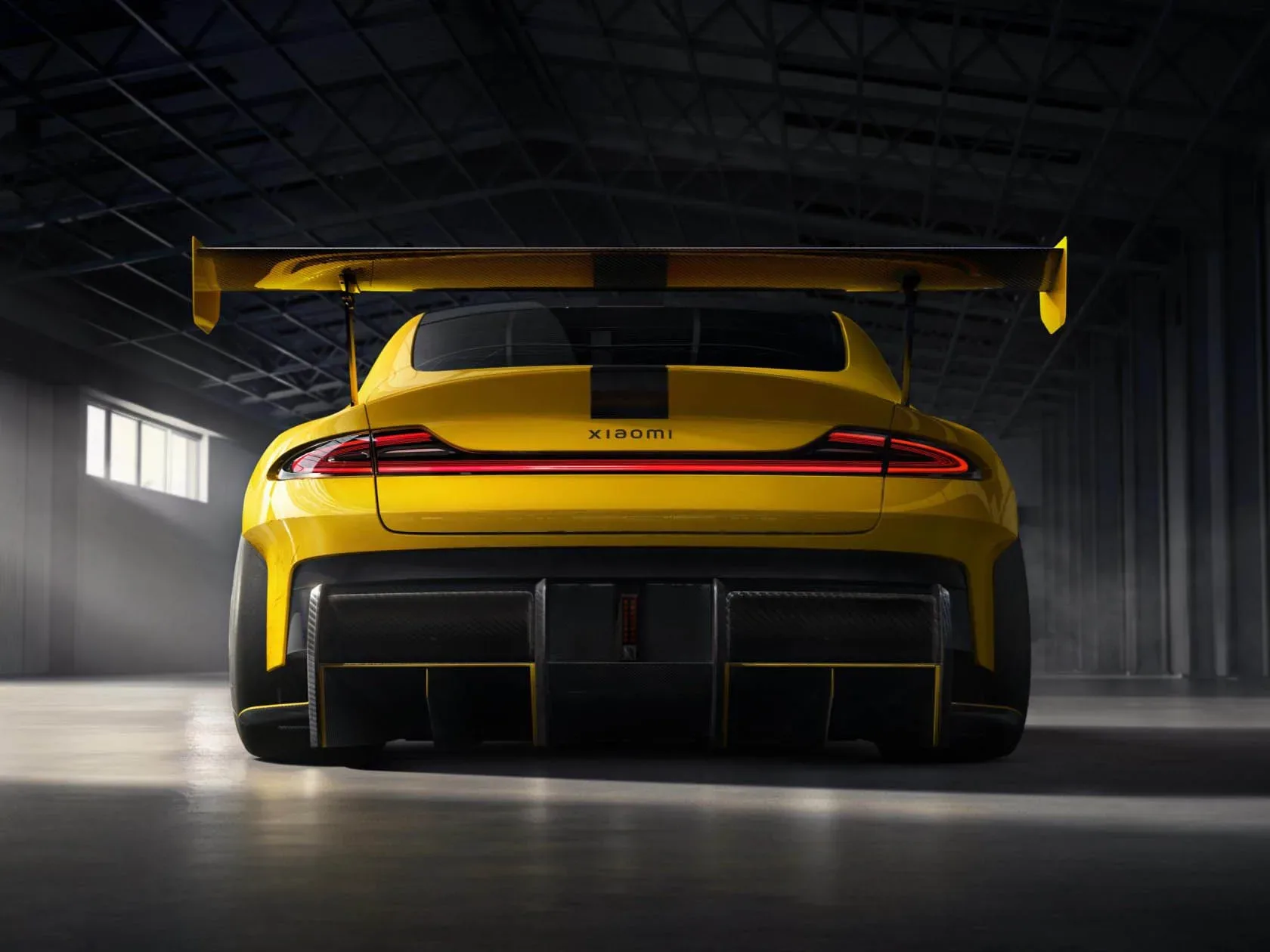 Xiaomi SU7 Ultra – električni avtomobil, ki želi prehiteti Porsche in Teslo