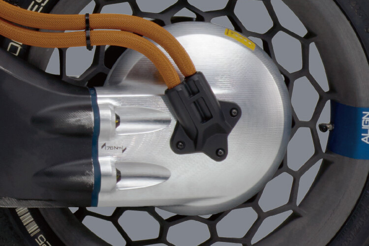 Yamaha MOTOROiD 2: je električni motor, ki zadnjih 8 let napoveduje premik meje možnega