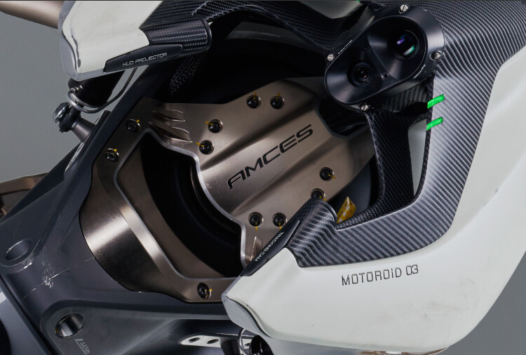 Yamaha MOTOROiD 2: je električni motor, ki zadnjih 8 let napoveduje premik meje možnega