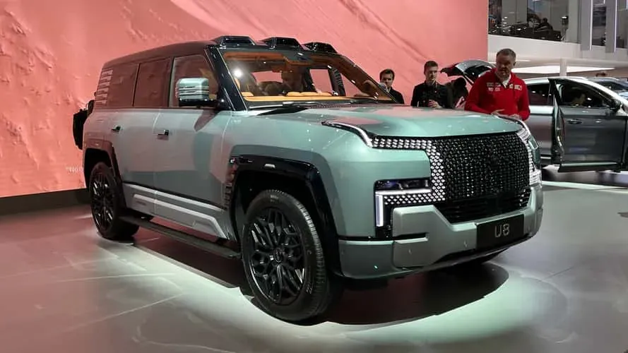 Yangwang Altior (BYD): Kitajski električni Rolls-Royce prihaja v Dubaj z več kot 1.000 konji – slika 2