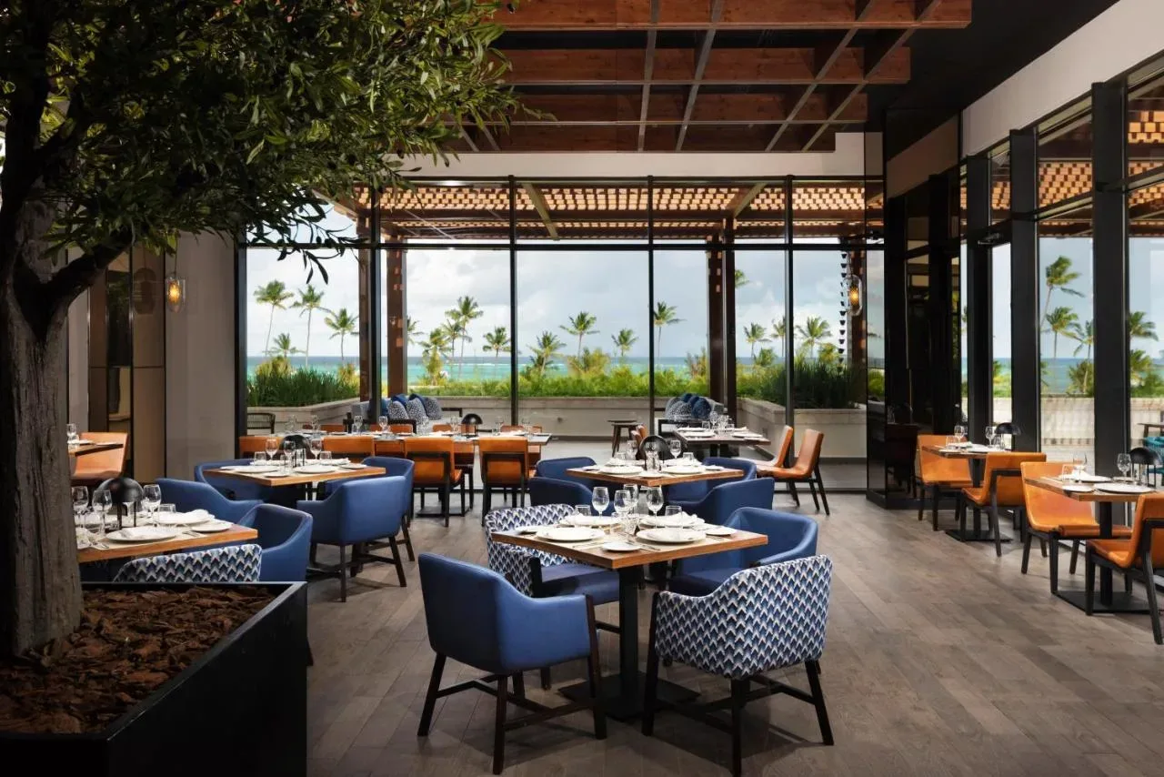 Za tiste, ki si želijo več – Unique Club at Lopesan Costa Bávaro Resort