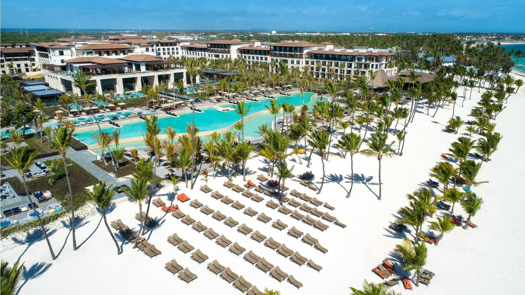 Za tiste, ki si želijo več – Unique Club at Lopesan Costa Bávaro Resort