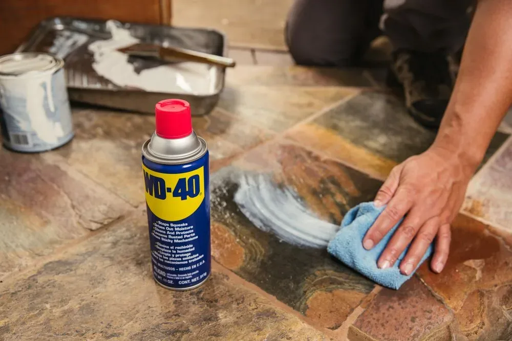 Začenja se sezona pomladnega čiščenja in popravil! 20 genialnih WD-40 trikov za dom, vrt in garažo