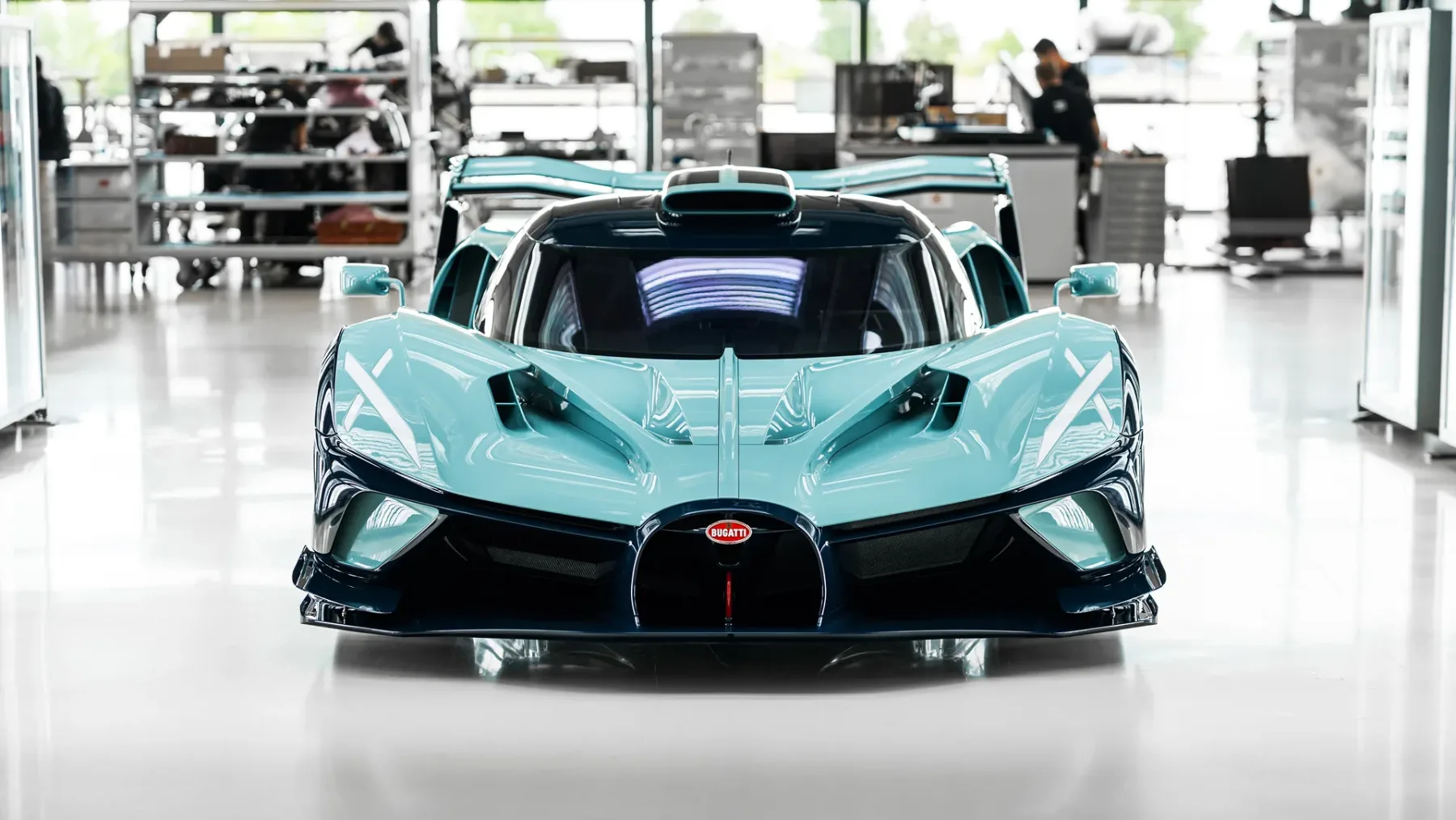 Zadnji Bugatti Bolide: Konec W16 ere in poklon legendi – To je zverina, ki bo šla v zgodovino!
