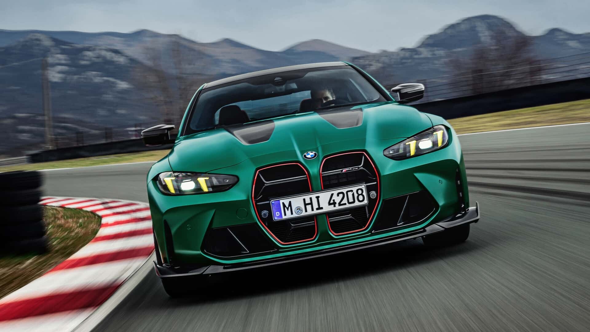Zakaj je BMW M4 CS 2025 najboljša investicija za ljubitelje hitrih avtomobilov?