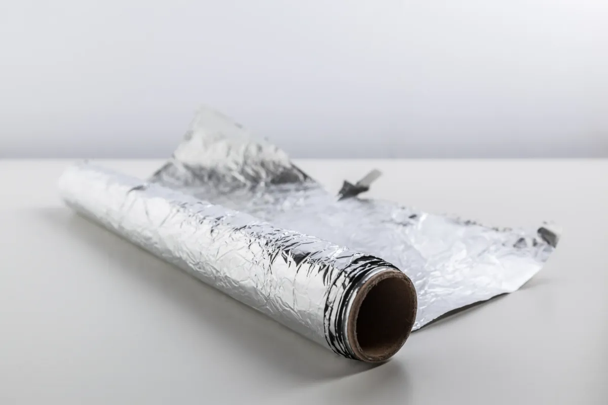 aluminijasta folija