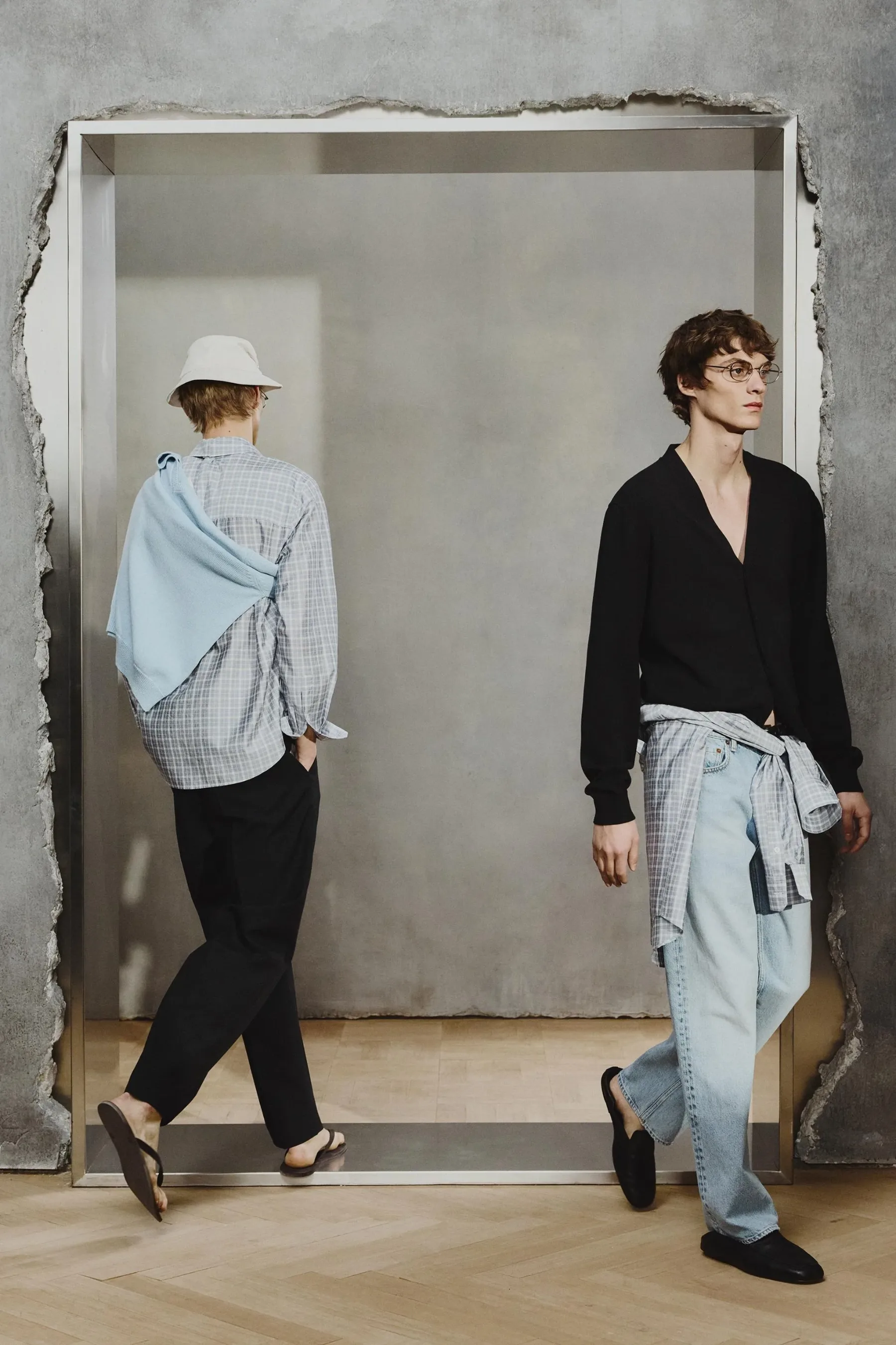 Zara Archive 2026: nova kolekcija za moške, ki je čez noč izbrisala mejo med hitro modo in dragim luksuzom