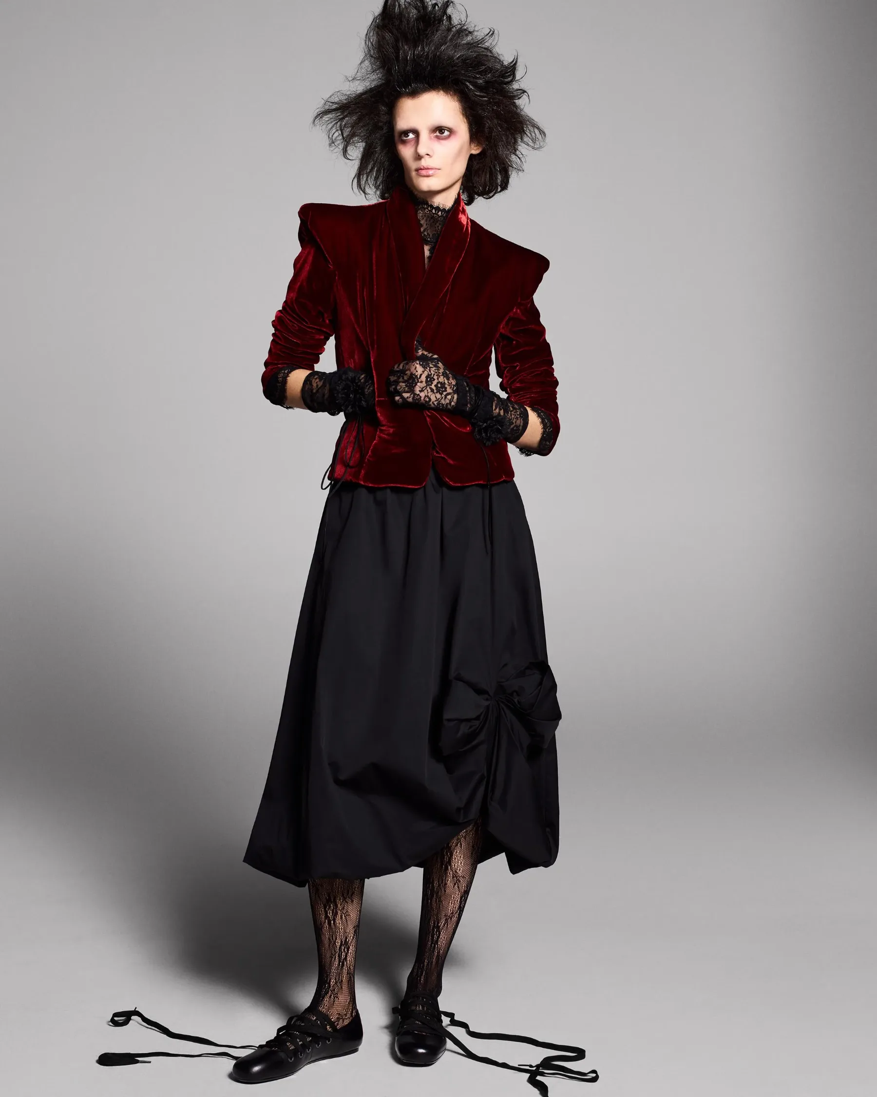 Zara Halloween kolekcija 2024 je čista modna poezija, ki prinaša strašljiv modni glamur