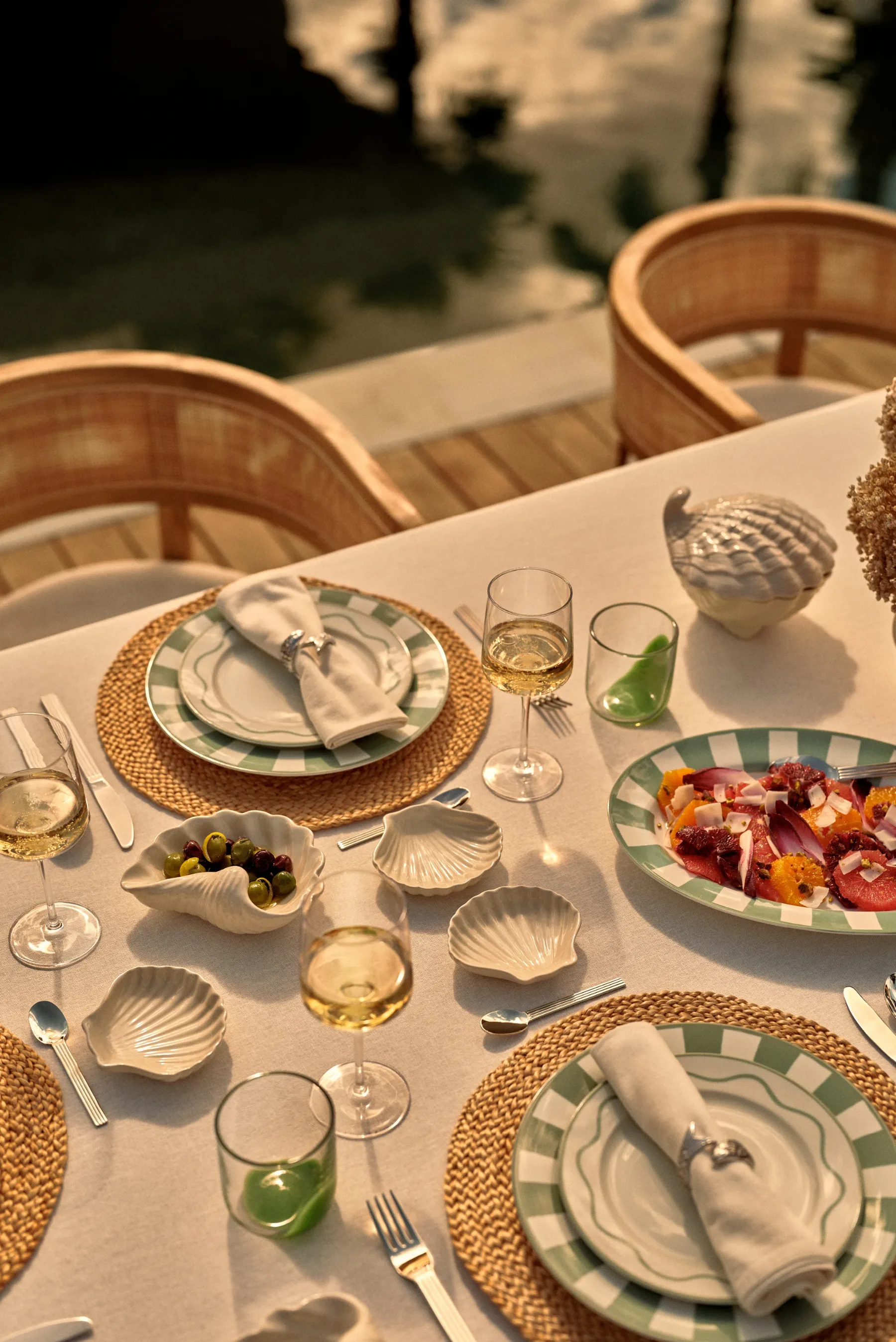 H&M HOME Summer 2025: Ustvarite si sanjski resort kar doma