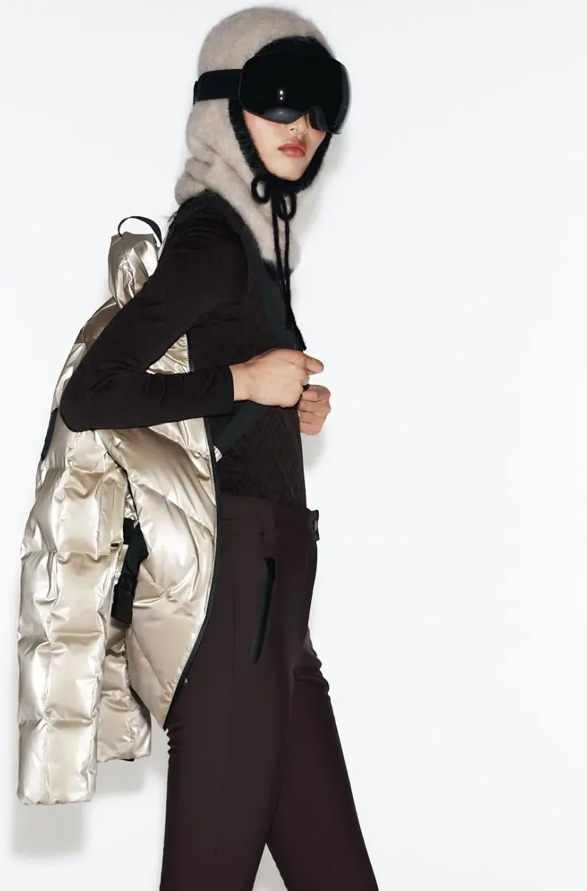 Zara Ski 2025: Smučarska kolekcija, ki združuje high fashion in high altitude