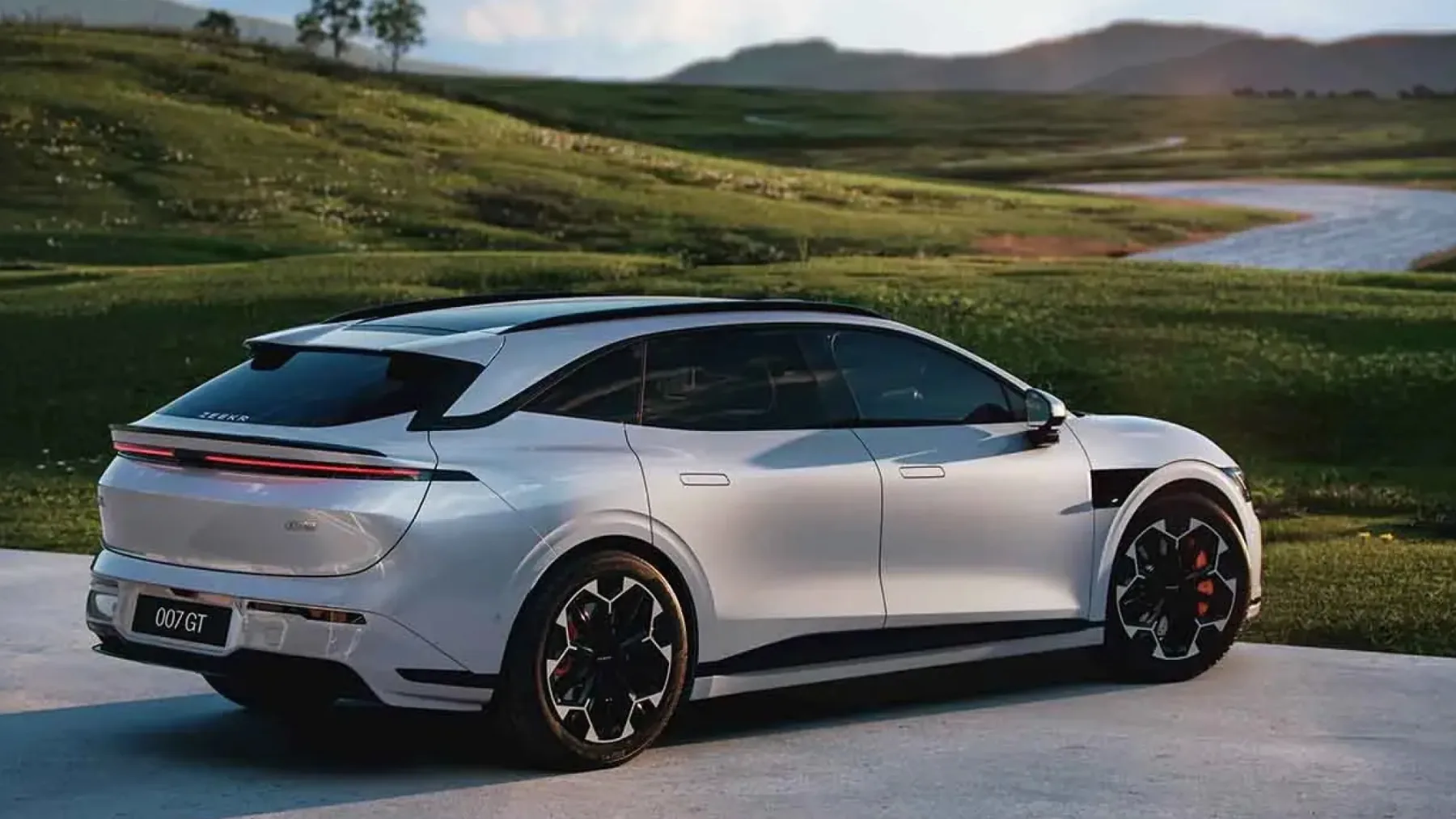 Zeekr 7GT – Električni shooting brake z dušo superšportnika v poslovnem razredu