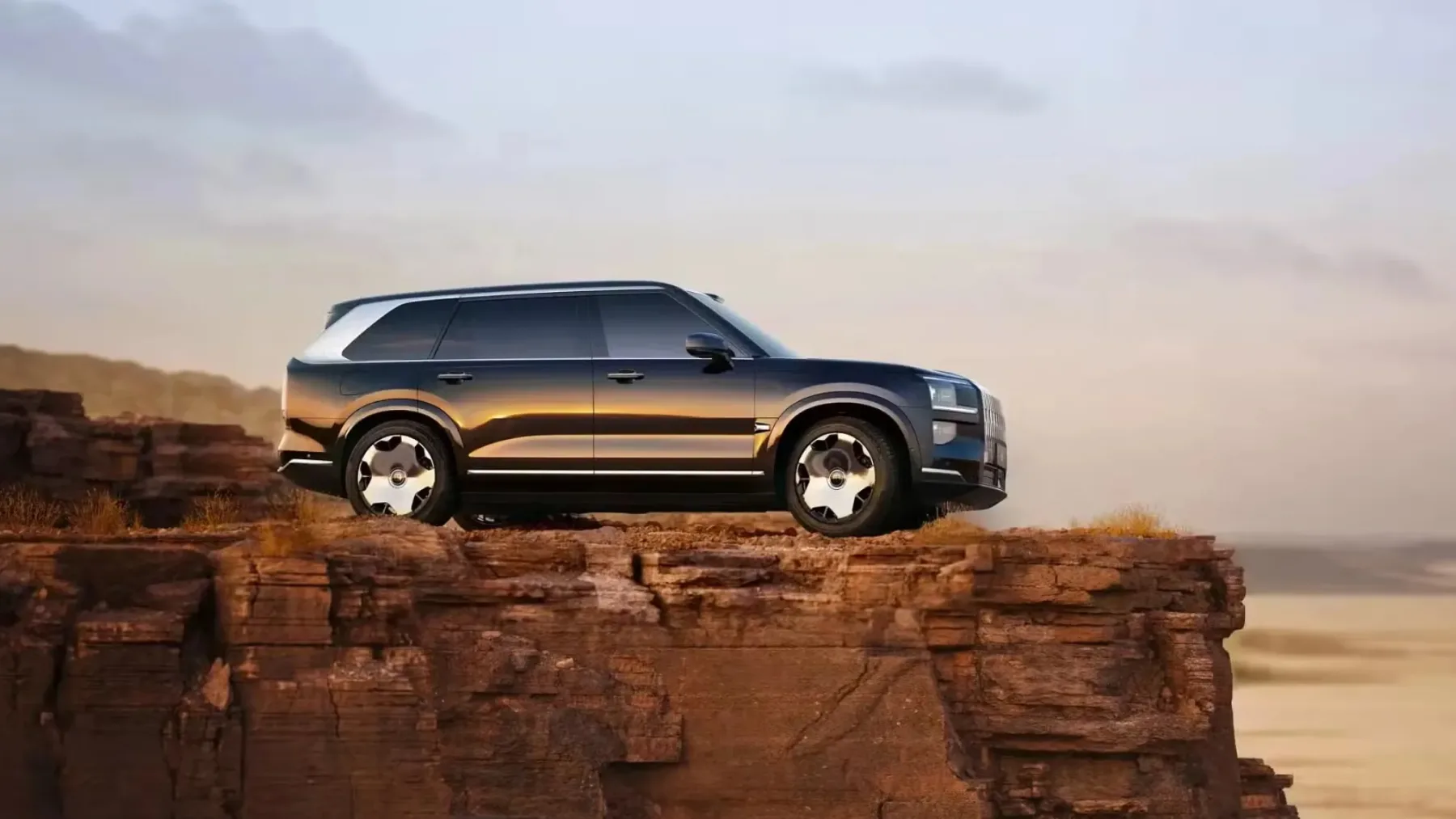 Zeekr 9X: Kitajski super-SUV, ki želi zasesti prestol Rolls-Roycea
