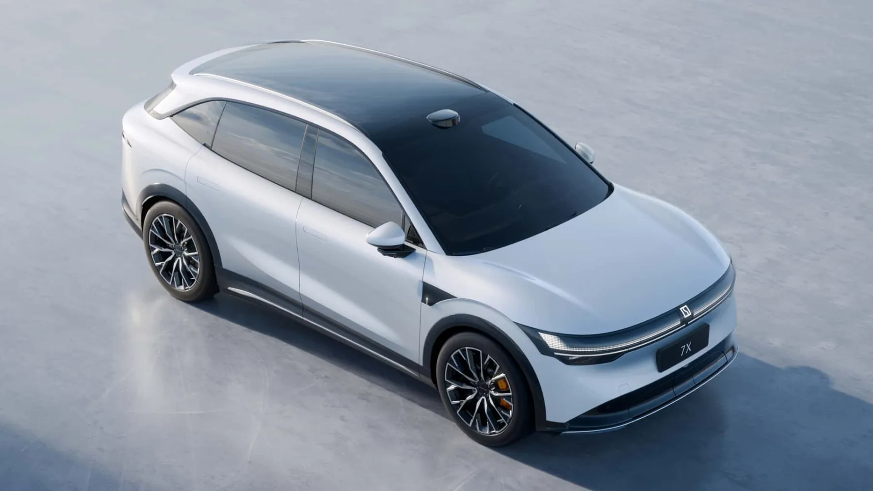 Zeekr prevzema vajeti Lynk & Co: Revolucija v Geelyjevem imperiju električnih vozil