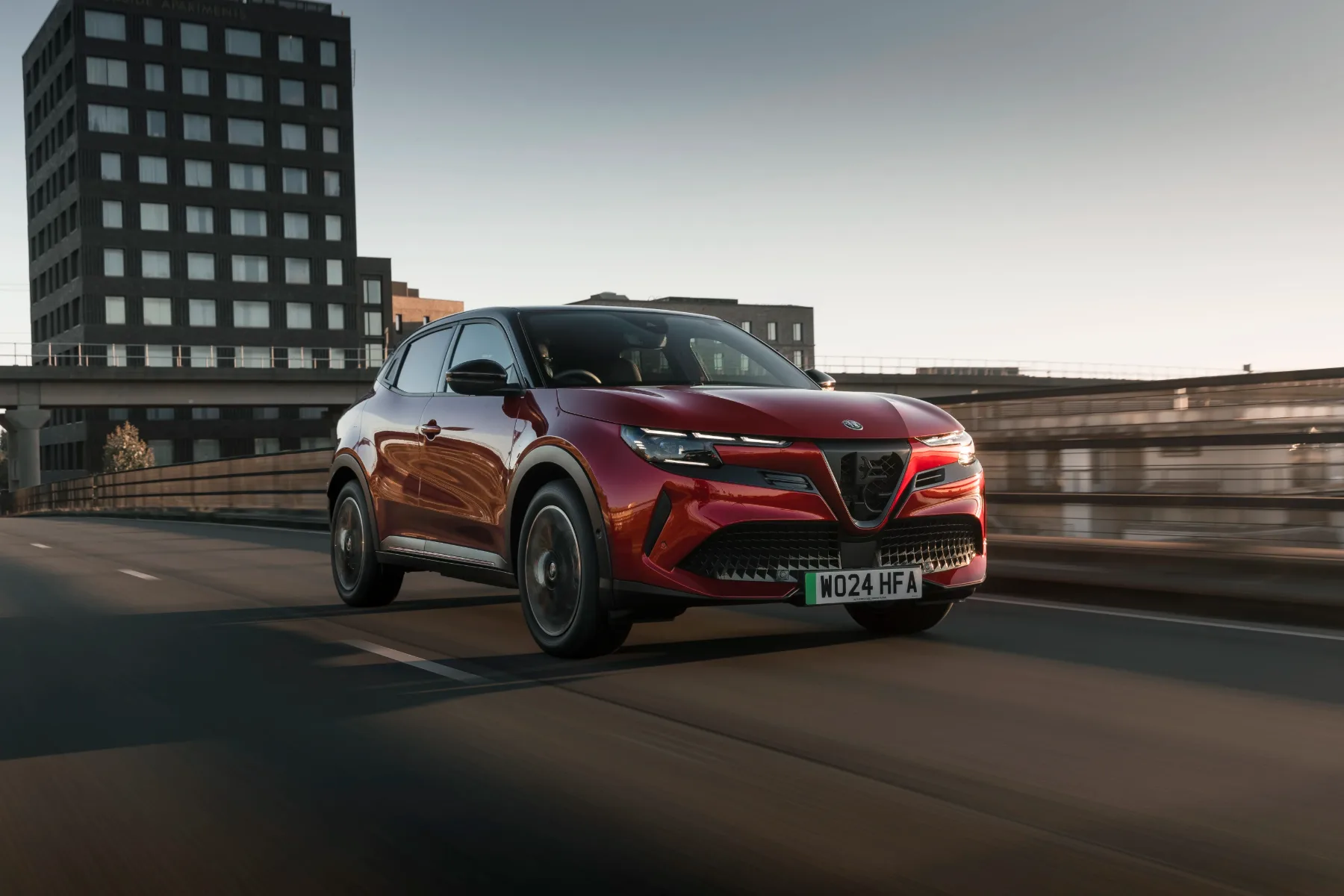 Ženski seznam avtomobilov 2025: 10 šik avtomobilov 2025 za ženske s slogom – Renault 5, Alfa Romeo Junior, Mini Cooper in družba
