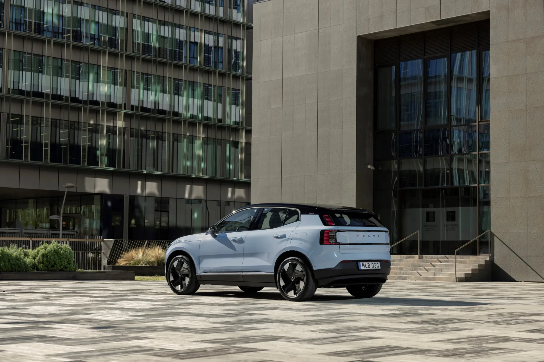 Ženski seznam avtomobilov 2025: 10 šik avtomobilov 2025 za ženske s slogom – Renault 5, Alfa Romeo Junior, Mini Cooper in družba