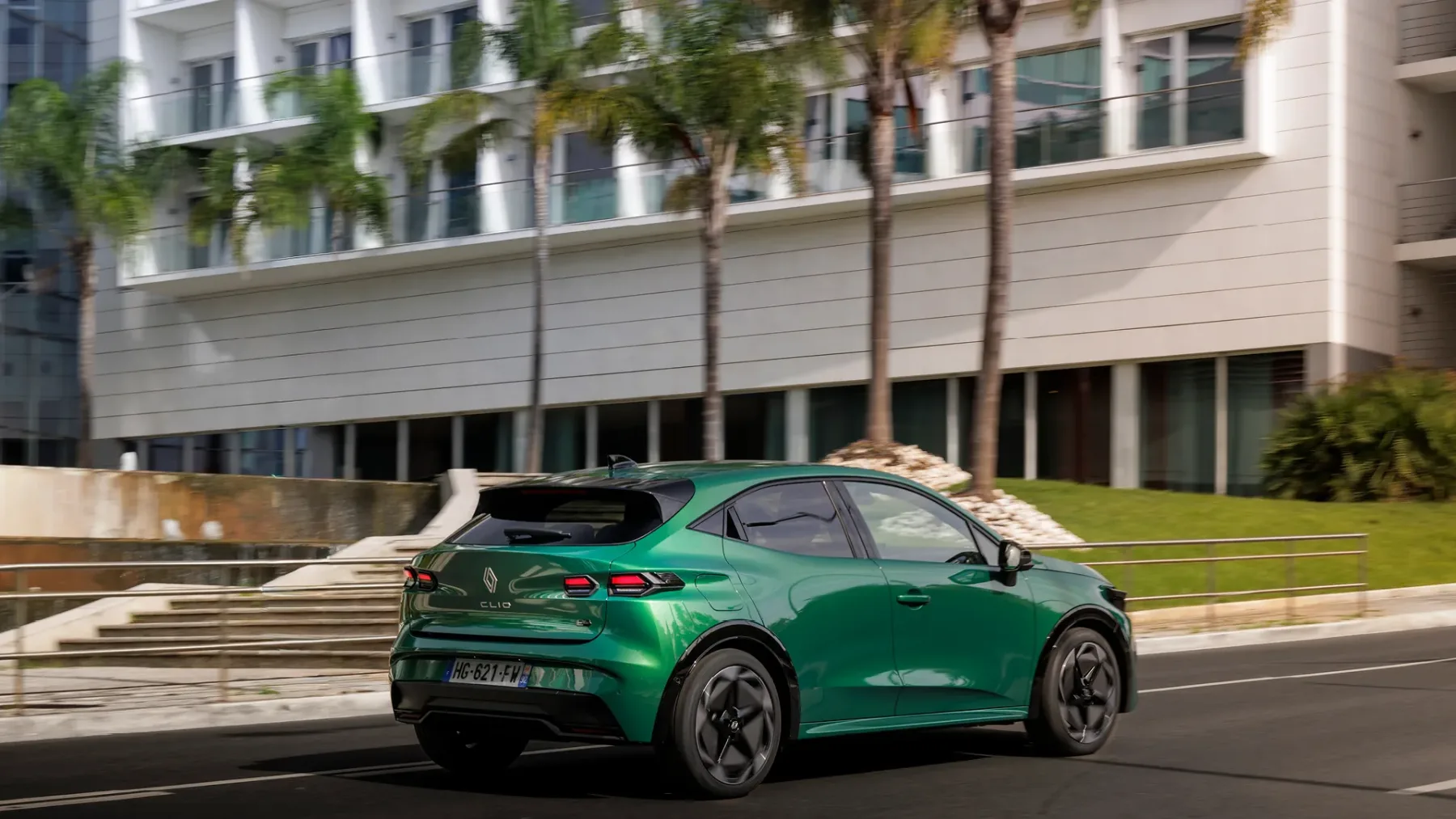 Znana je cena za Renault Clio 2026: Francoski “Baby Jaguar” – rešitelj časti majhnih avtomobilov – to pravijo mnogi novinarji