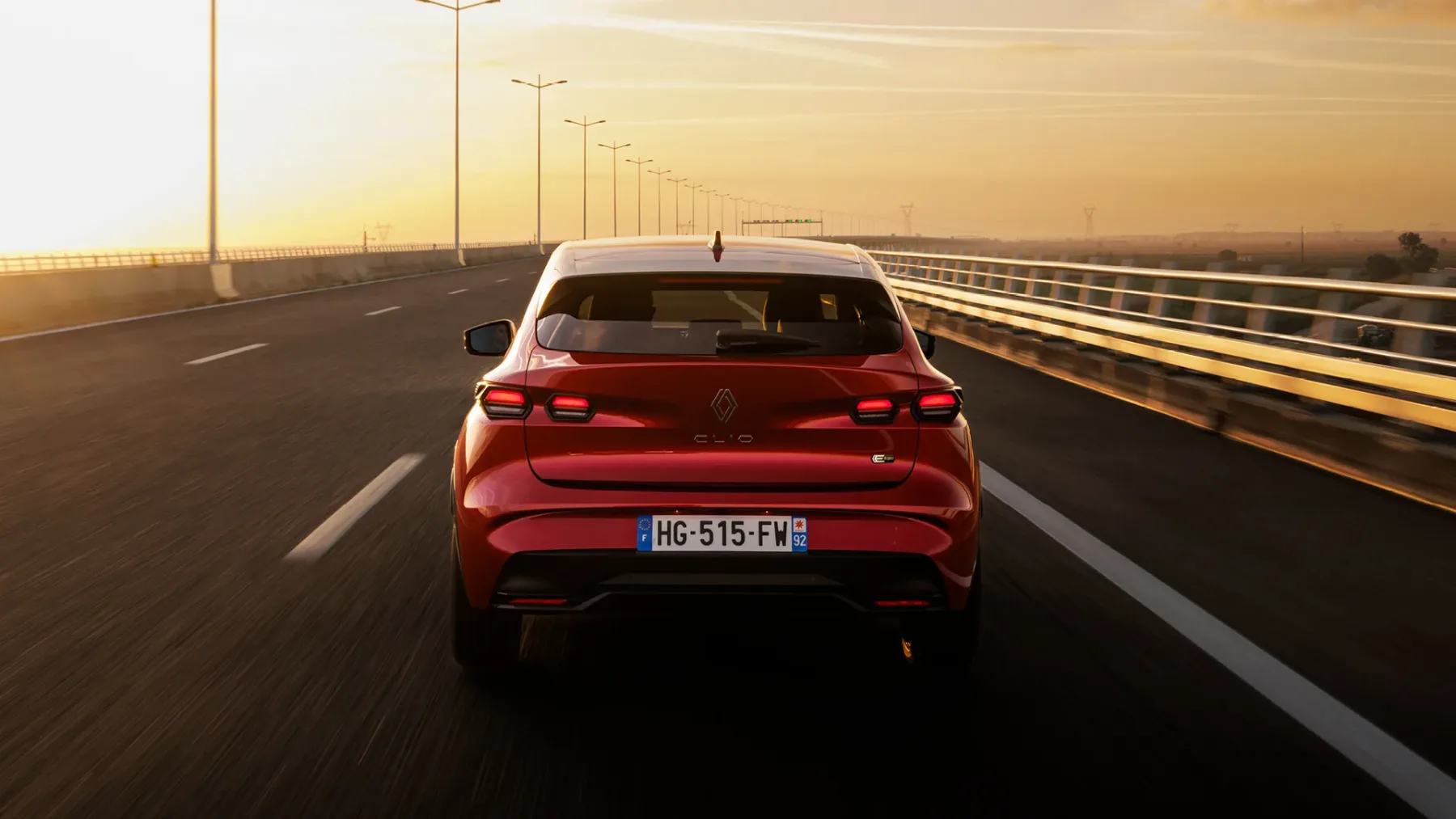 Znana je cena za Renault Clio 2026: Francoski “Baby Jaguar” – rešitelj časti majhnih avtomobilov – to pravijo mnogi novinarji