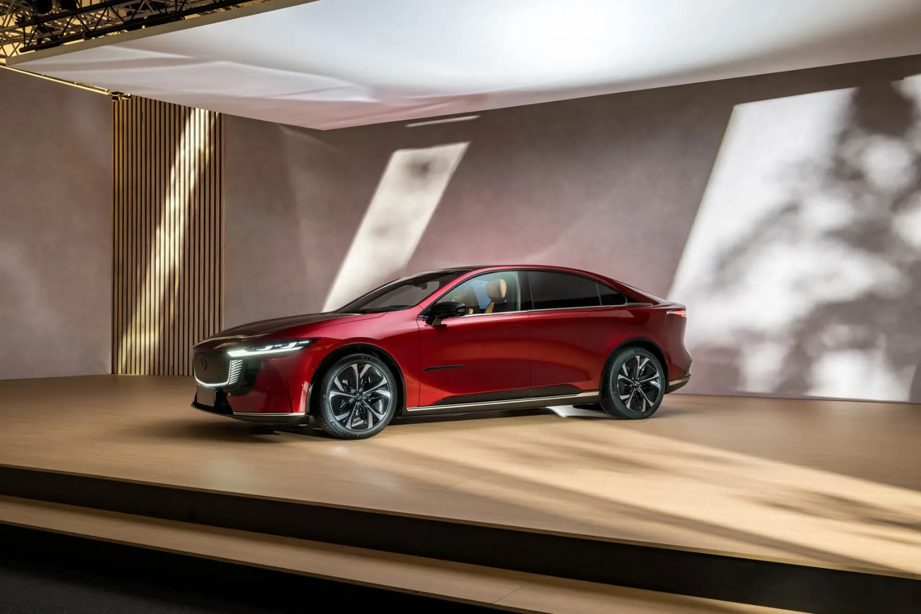 Znane so evropske cene za Mazda 6e: električna limuzina kupe za presenetljivo pameten denar