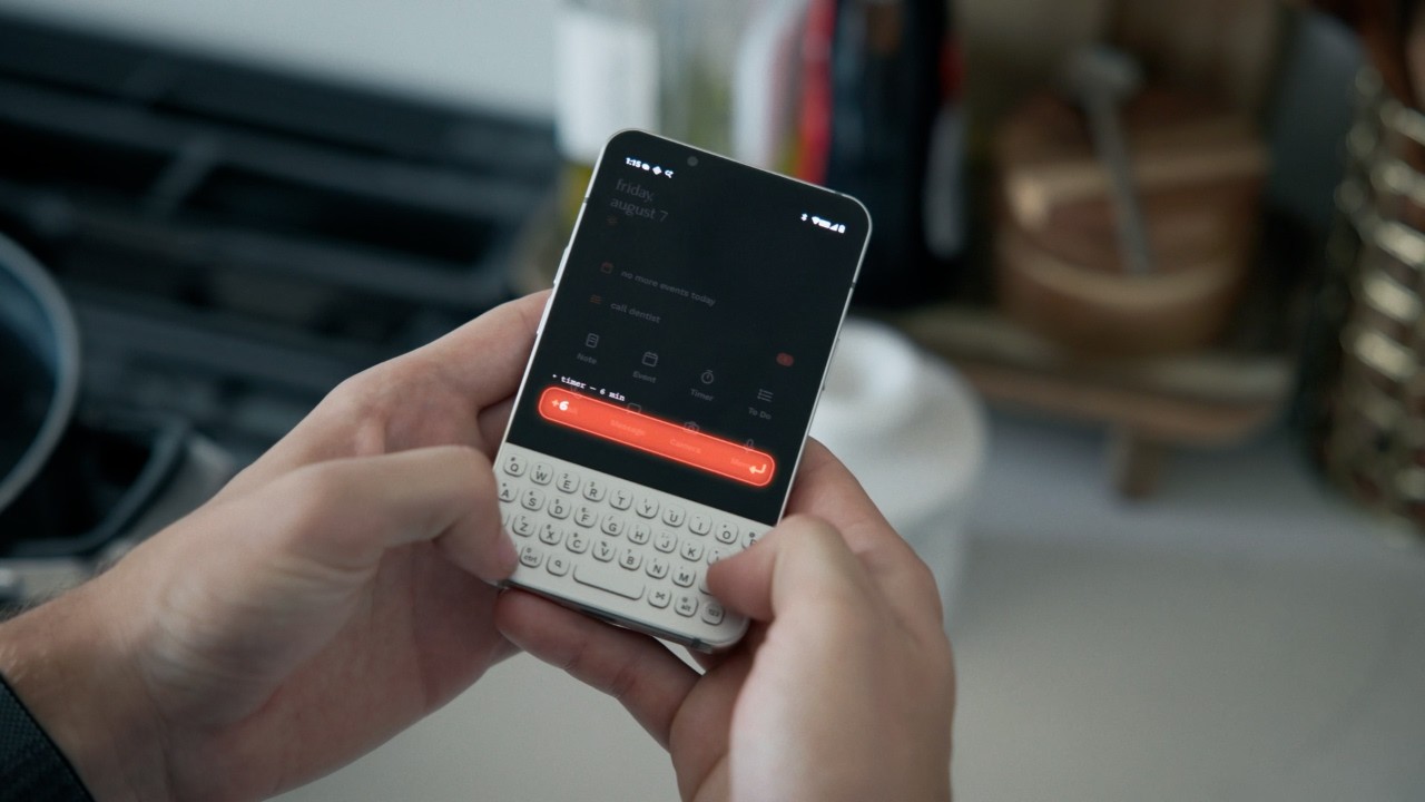 Predstavitev pametnega telefona Minimal Phone 2