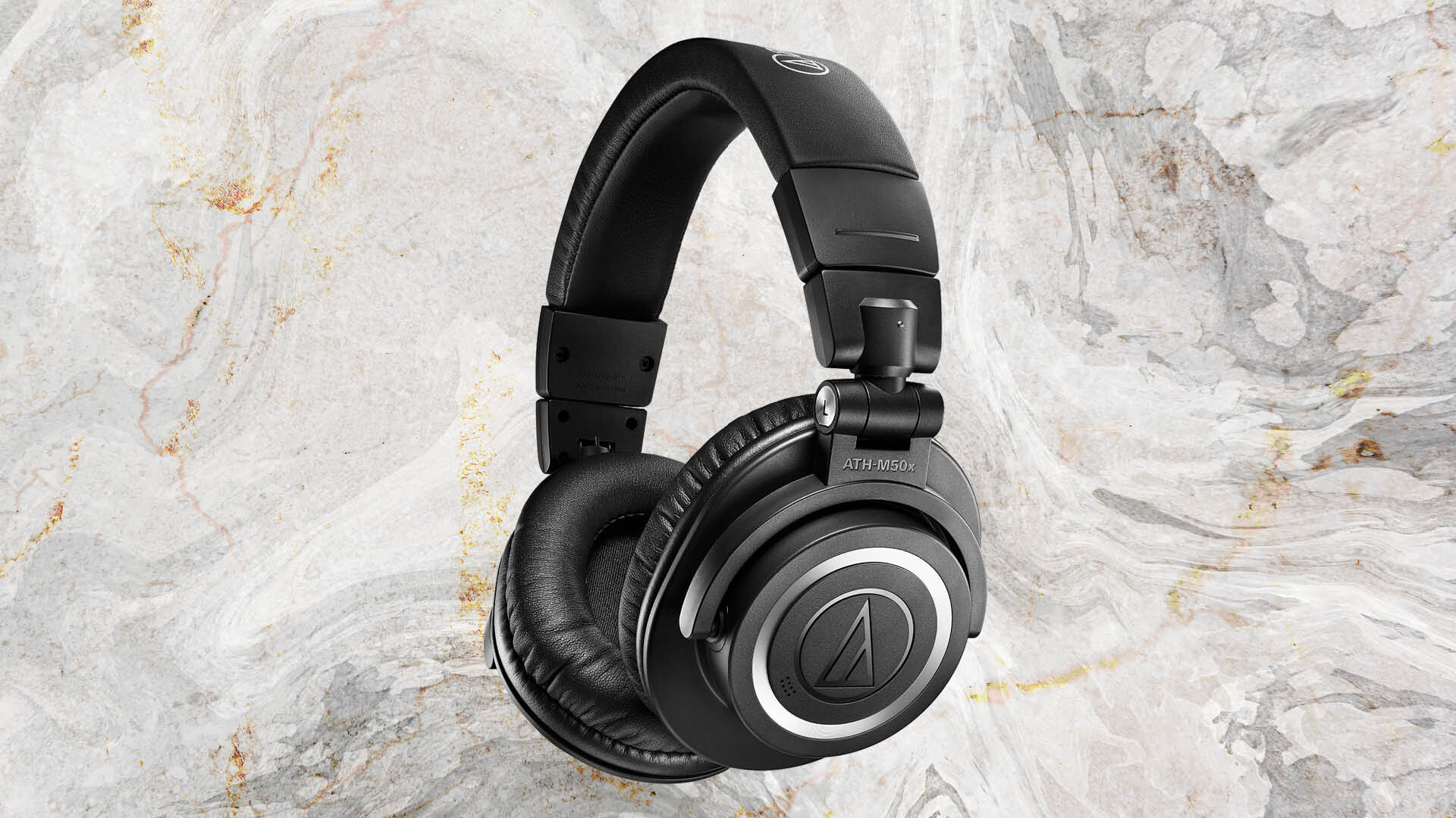 Finally! We thoroughly tested and analyzed the Audio-Technica ATH-M50xBT2