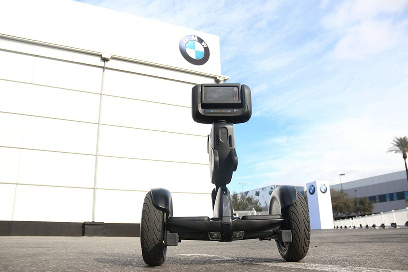 CES 2018 Segway Loomo Robot Rides Like a Hoverboard Tracks