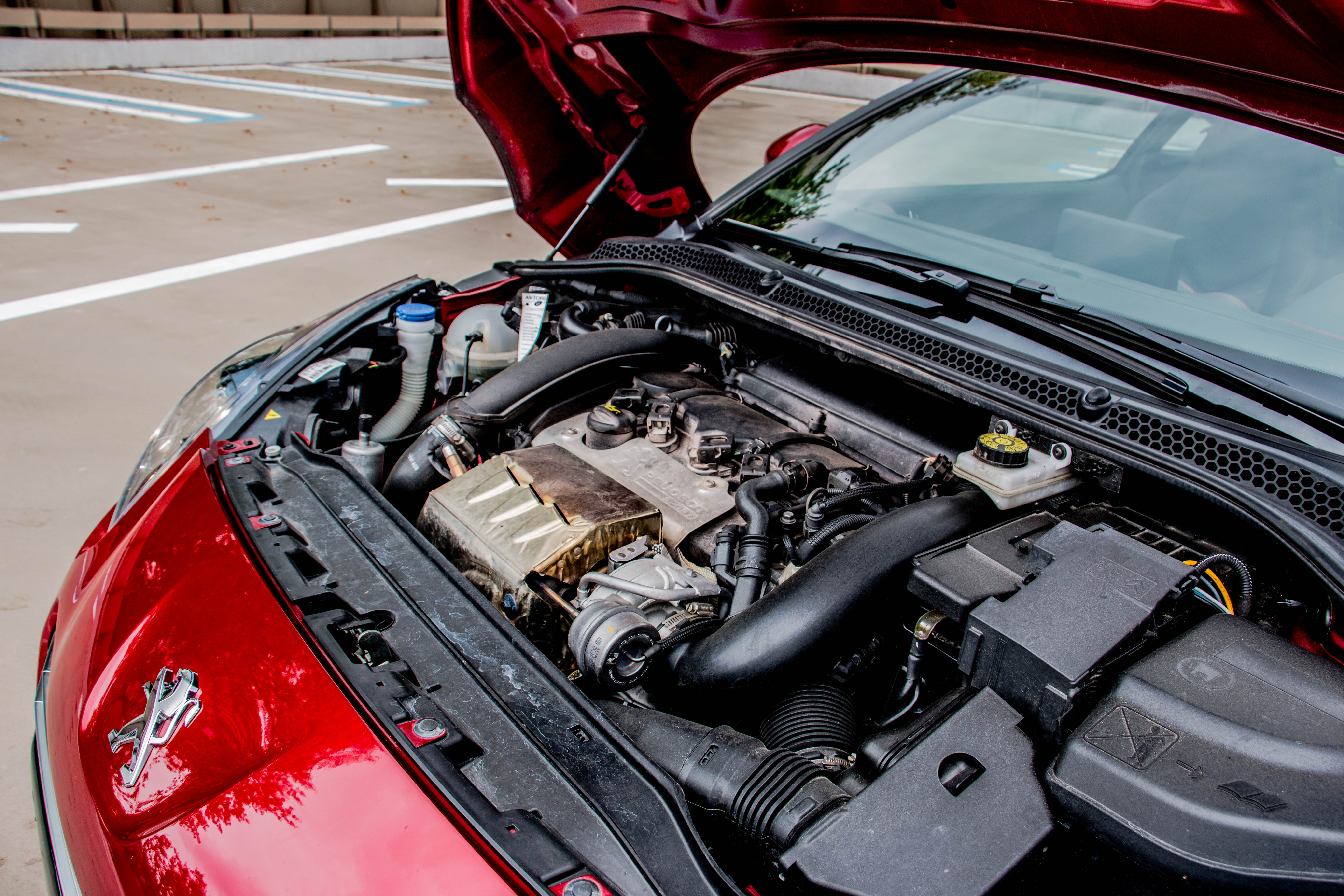 Equipements de la Peugeot RCZ - Féline