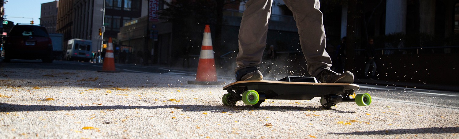 Electric skateboard - for roads or when asphalt becomes snow | City Magazine