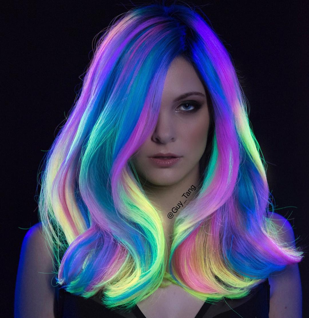 Glow-in-the-dark hair is the bright new beauty trend for 2016