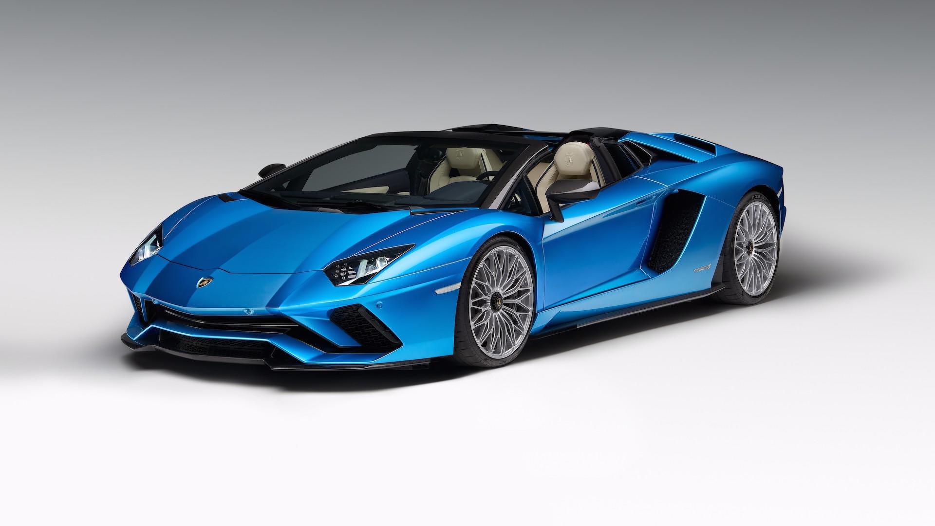 Arriba 89+ imagen lamborghini aventador s azul